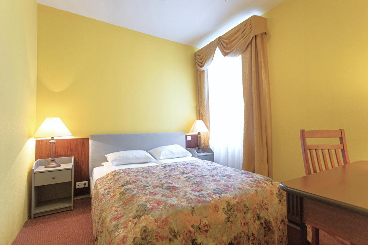 Good Stay Eiropa Hotel Economy Jūrkalne 외부 사진