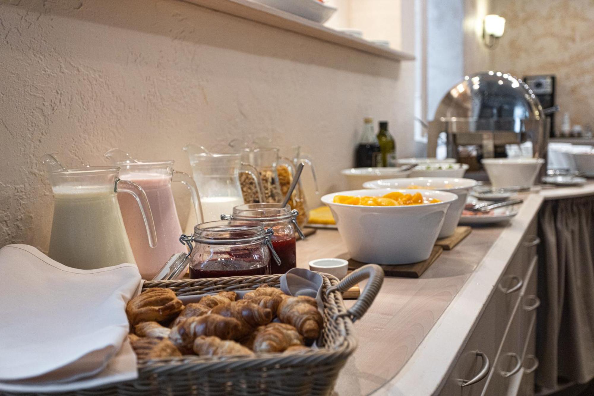 Good Stay Eiropa Hotel Economy Jūrkalne 외부 사진