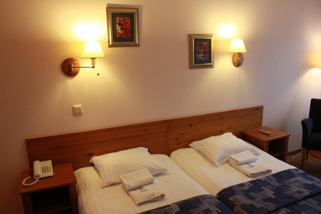 Good Stay Eiropa Hotel Economy Jūrkalne 객실 사진